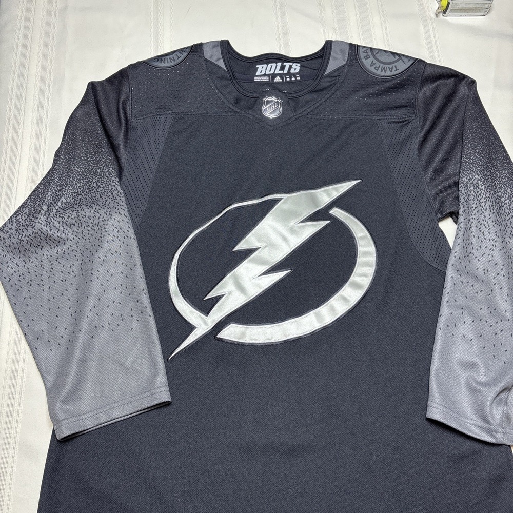 Adidas Tampa Bay Lightning Black Alternate Authentic Jersey Size 46